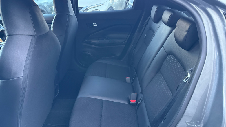 Nissan Juke 1.6 Hybrid N-Connecta 5dr Auto Hybrid Hatchback